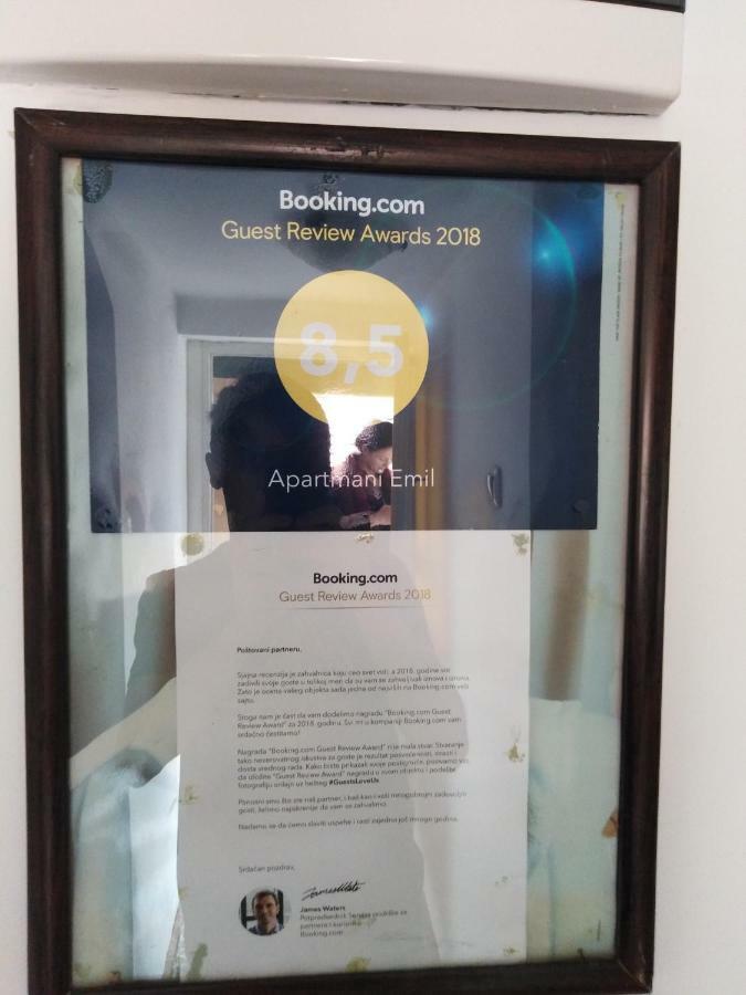 Apartmani Emil Podgoriţa Exterior foto